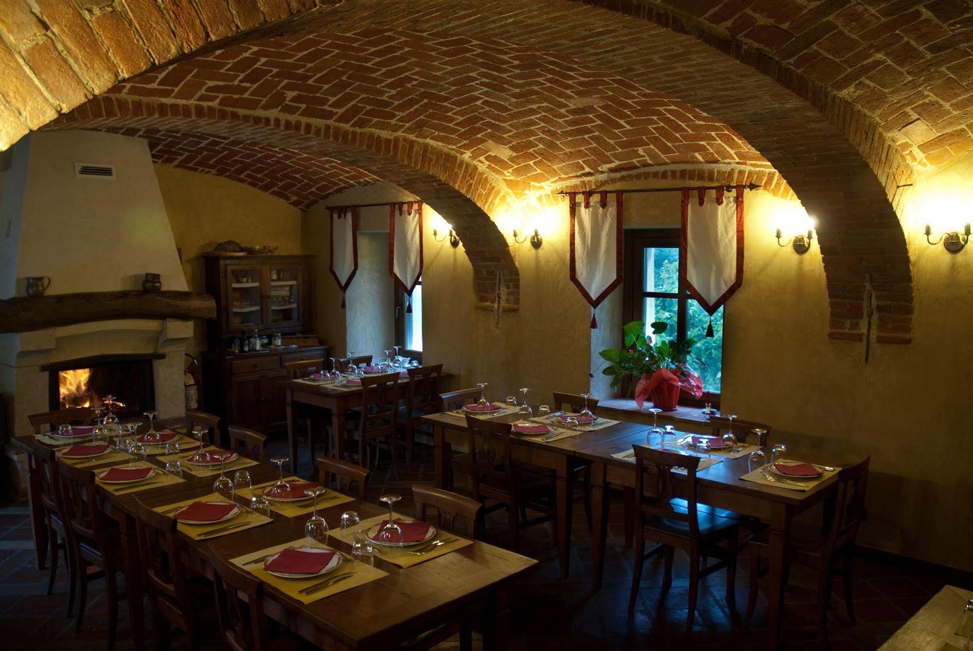 La Corte Del Barbio Aramengo Bagian luar foto